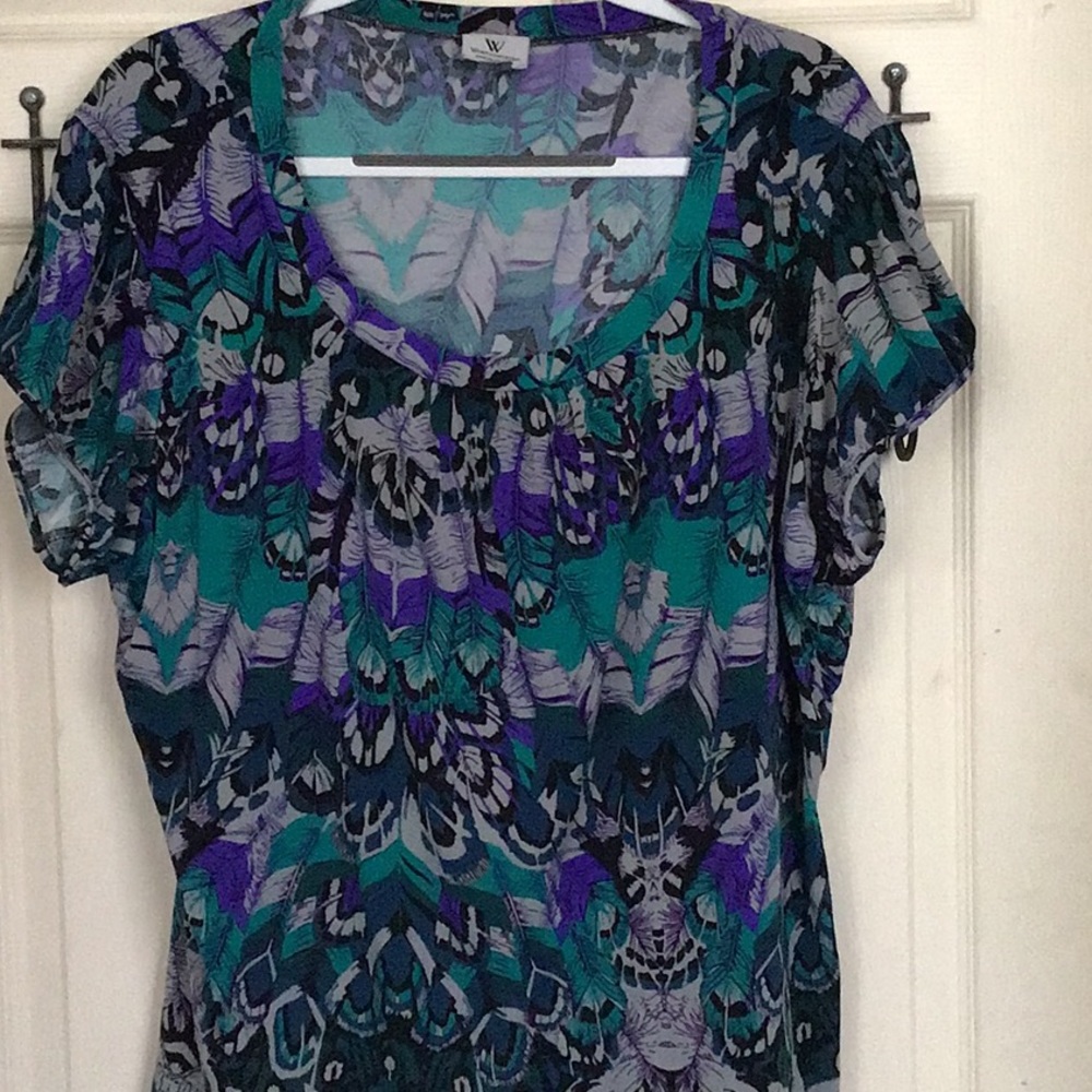 Worthington top feather motif